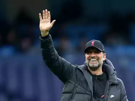 Jürgen Klopp glaubt an einen Erfolg des Mega-Transfers von Florian Wirtz zum FC Liverpool. - Foto: Jon Super/AP/dpa
