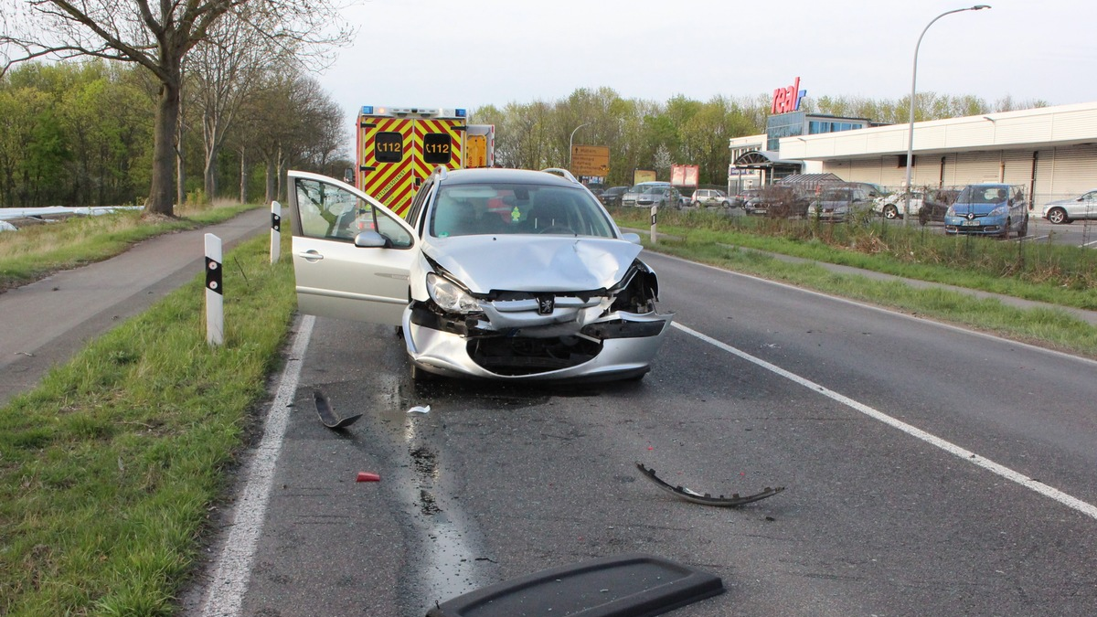 FW Hannover: Eine schwerverletzte Person bei einem Verkehrsunfall auf der Autobahn 2 - Foto: presseportal.de