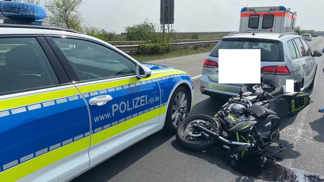 POL-PDLD: Vollsperrung aufgrund Verkehrsunfall - Bild: presseportal.de
