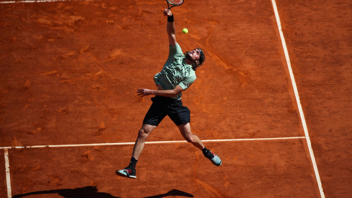 Konnte das Masters in Monte-Carlo gewinnen: Stefanos Tsitsipas. - Foto: Daniel Cole/AP/dpa