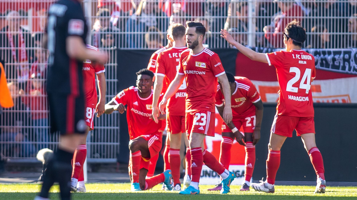 Union steckt nach der zwölften Niederlage in Serie immer tiefer in der Krise. - Foto: Andreas Gora/dpa