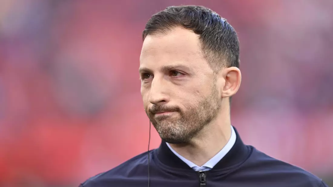 Belgiens Trainer Domenico Tedesco stellte sein Team im Vergleich zur Auftaktniederlage auf vier Positionen um. - Bild: Marius Becker/dpa