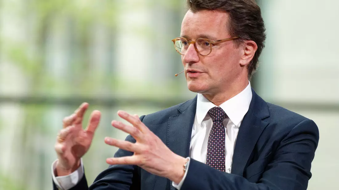 NRW-Landeschef Wüst verzichtet im kommenden Jahr auf eine Kanzlerkandidatur. - Bild: Henning Kaiser/dpa