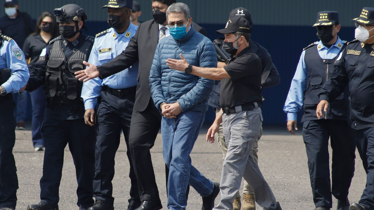 Trump will den als Drogendealer verurteilten Ex-Präsidenten von Honduras begnadigen - Foto: Elmer Martinez/AP/dpa