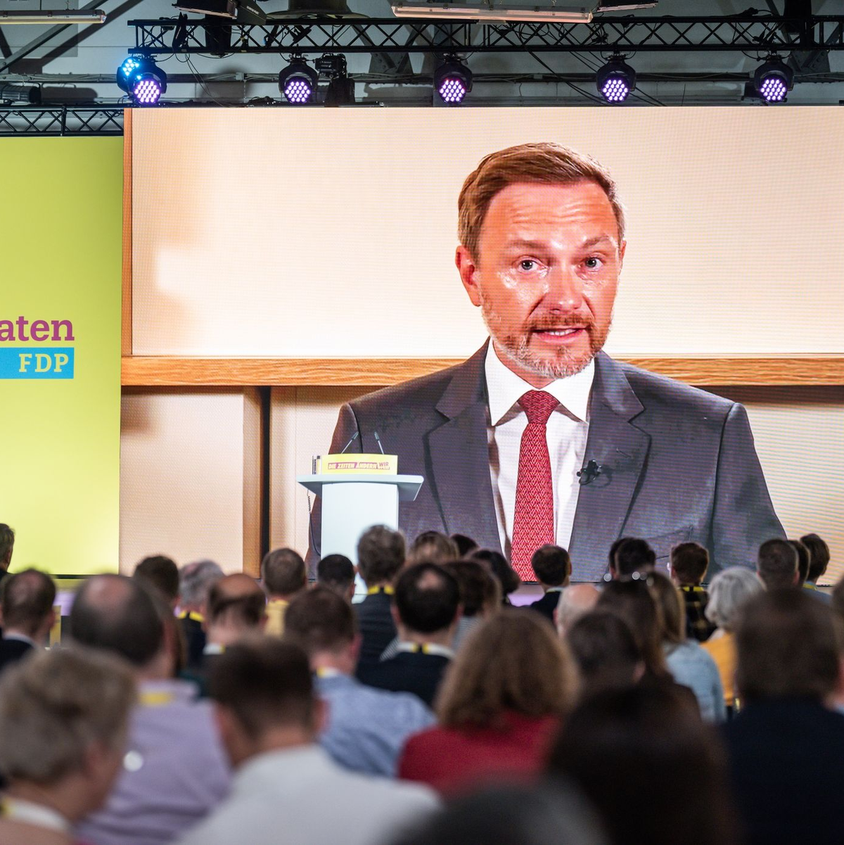 FDP-Vize Kubicki greift beim Parteitag die Grünen scharf an. - Foto: Michael Kappeler/dpa