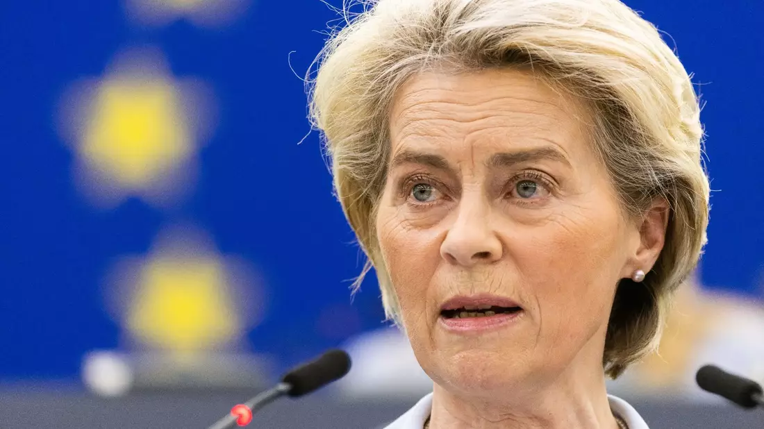 Ursula von der Leyen wird mit dem Karlspreis 2025 ausgezeichnet. (Archivbild)  - Bild: Philipp von Ditfurth/dpa