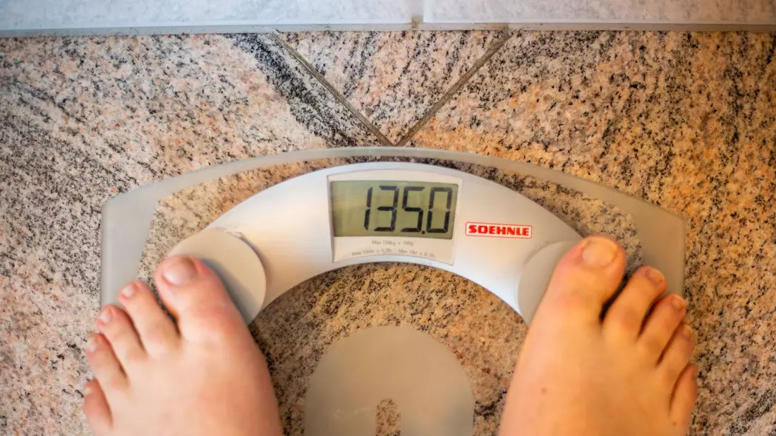 Adipositas kann Herz-Kreislauf-Erkrankungen, Diabetes und einige Krebsformen auslösen. - Bild: Lino Mirgeler/dpa