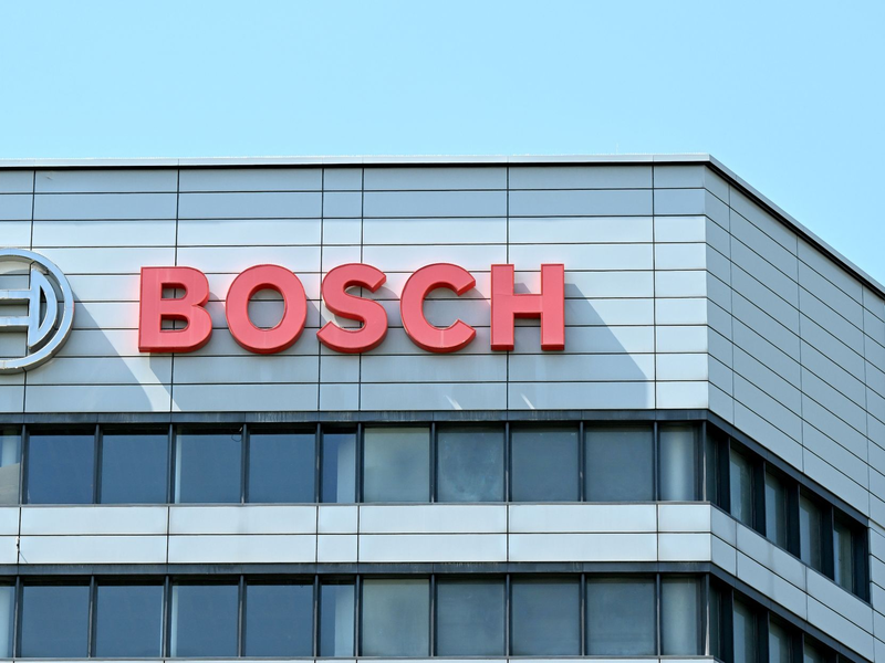 Bosch-Chef Stefan Hartung: «Wir stehen unter erheblichem Kostendruck». (Archivbild) - Foto: Bernd Weißbrod/dpa