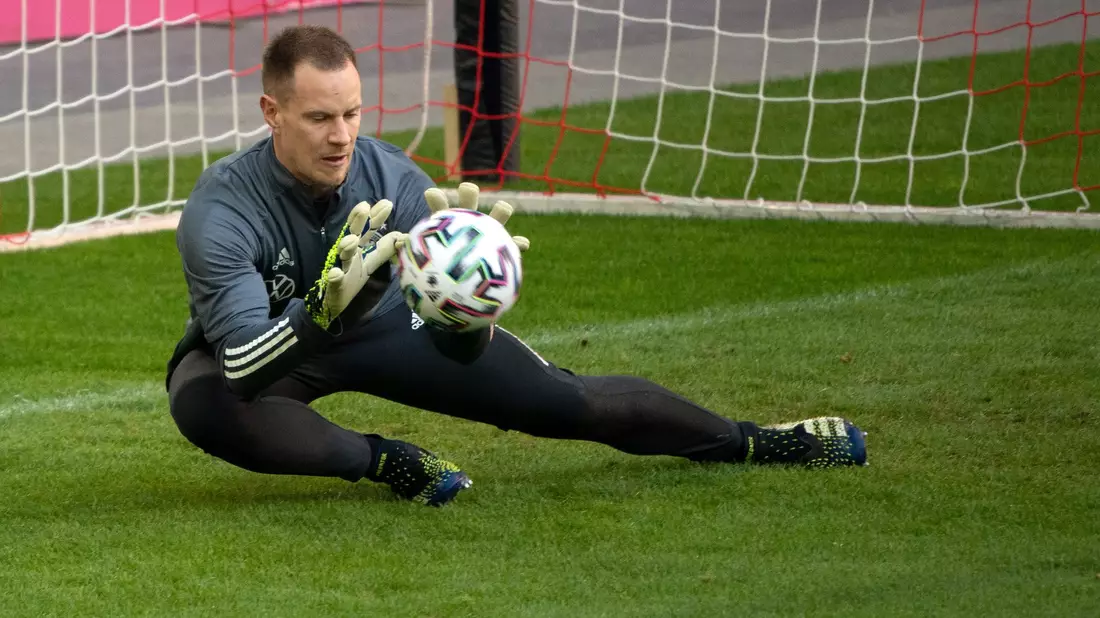 Marc-André ter Stergen befindet sich im Streit mit seinem Club FC Barcelona. - Bild: Federico Gambarini/dpa