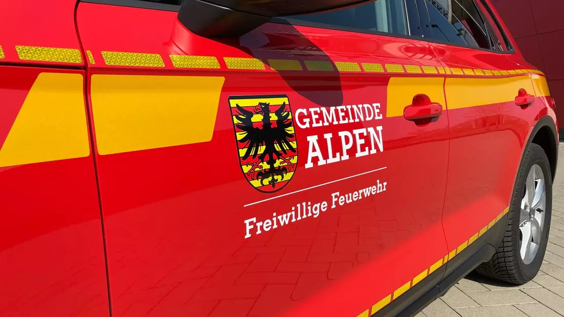 FW Alpen: Feuerwehr Alpen sucht Unfallopfer - Bild: presseportal.de