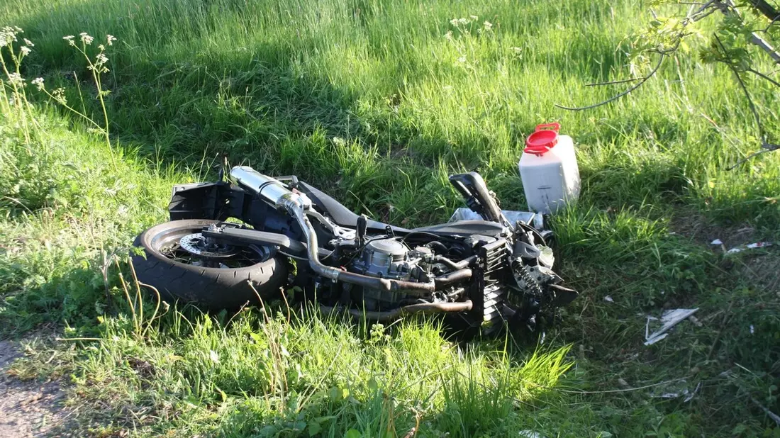 POL-COE: Nottuln, Buxtrup/ Auto überschlägt sich - Bild: presseportal.de