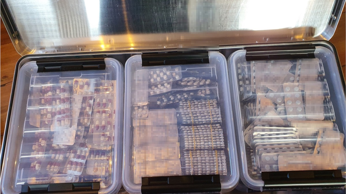 HZA-S: Tablettensendung beim Zollamt Winnenden gestoppt - Foto: presseportal.de