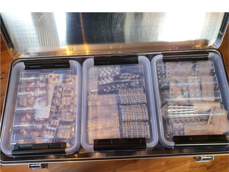 HZA-S: Tablettensendung beim Zollamt Winnenden gestoppt - Foto: presseportal.de