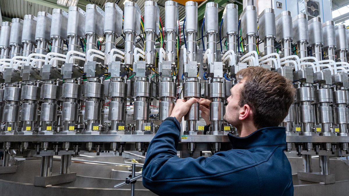 Deutschland verliert an Reiz für Maschinenbauer. - Foto: Armin Weigel/dpa