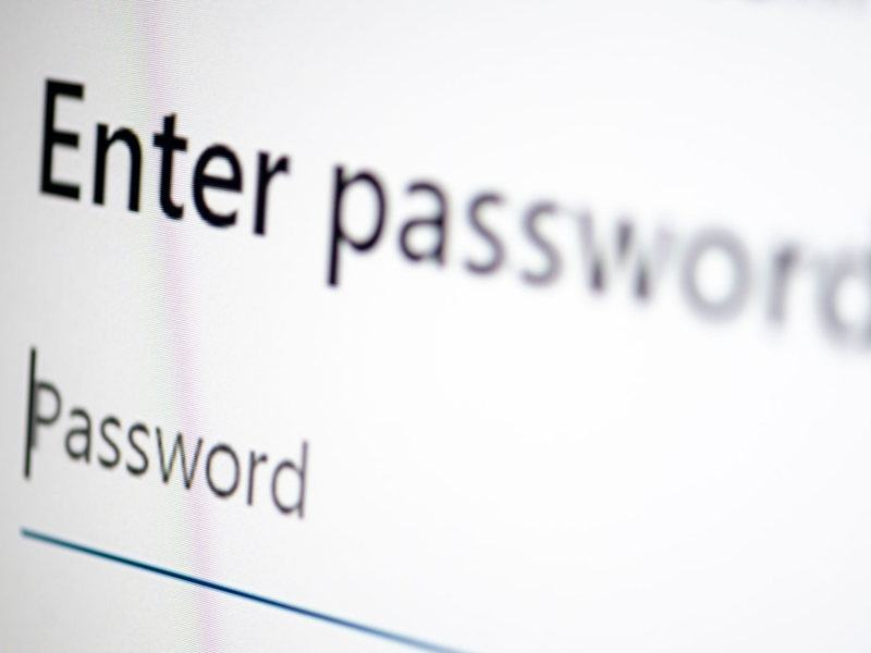 Bei dem angeblichen massiven Datenleck mit 16 Milliarden Zugangsdaten handelt sich nach Einschätzung von Experten nicht um einen aktuellen Sicherheitsvorfall. (Symbolbild) - Foto: Fabian Sommer/dpa