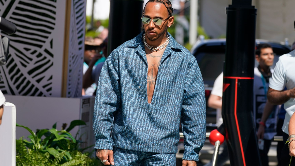 Lewis Hamilton kam in dieser Saison auf nicht mal halb so viele Punkte wie Weltmeister Max Verstappen. - Foto: Darron Cummings/AP/dpa