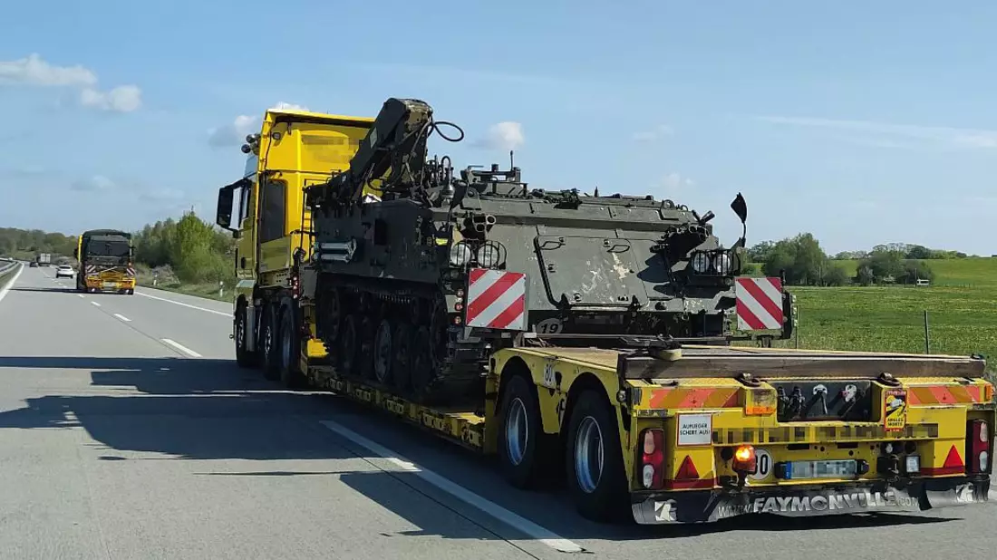 Panzer-Transport auf der Autobahn - Bild: ?ber dts Nachrichtenagentur