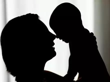 Die Anwälte der Frau fordern Schadenersatz für körperliche und emotionale Belastungen. (Symbolbild) - Foto: Patrick Pleul/dpa-Zentralbild/dpa