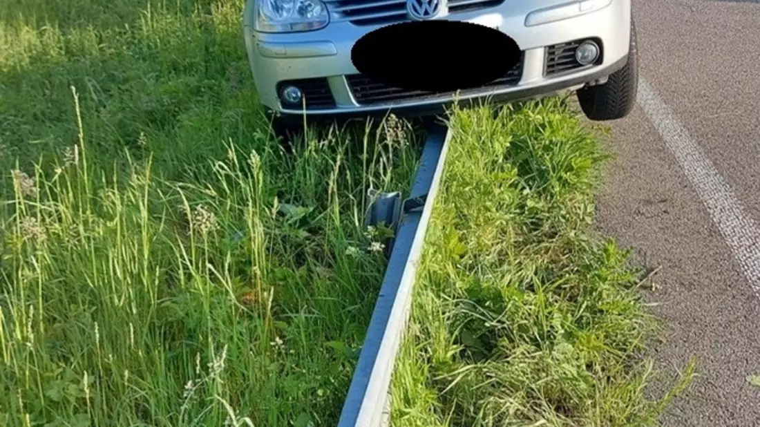 POL-MI: Kollision beim Abbiegen - Bild: presseportal.de