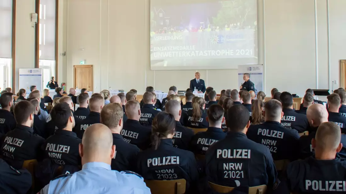 POL-HI: Unfallflucht in Eimsen - Zeugenaufruf - Bild: presseportal.de