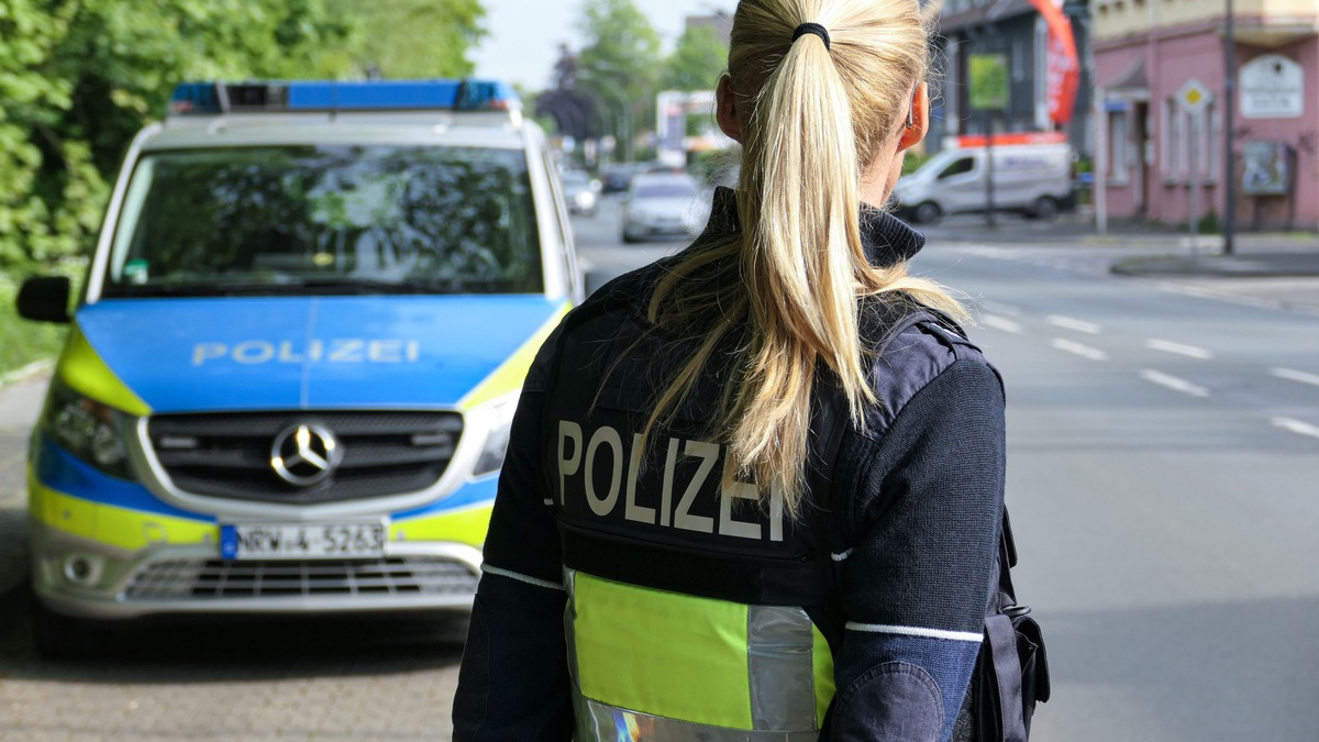 BPOL NRW: Bundespolizei vollstreckt drei Haftbefehle im Hauptbahnhof Köln und findet Betäubungsmittel auf - Foto: presseportal.de