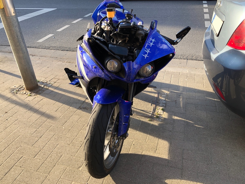 POL-PDLD: Gestürzter Motorrad-Fahrer muss im Krankenhaus behandelt werden - Foto: presseportal.de