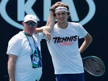 Verpasste in Peking das Finale: Alexander Zverev. - Foto: Andy Wong/AP/dpa