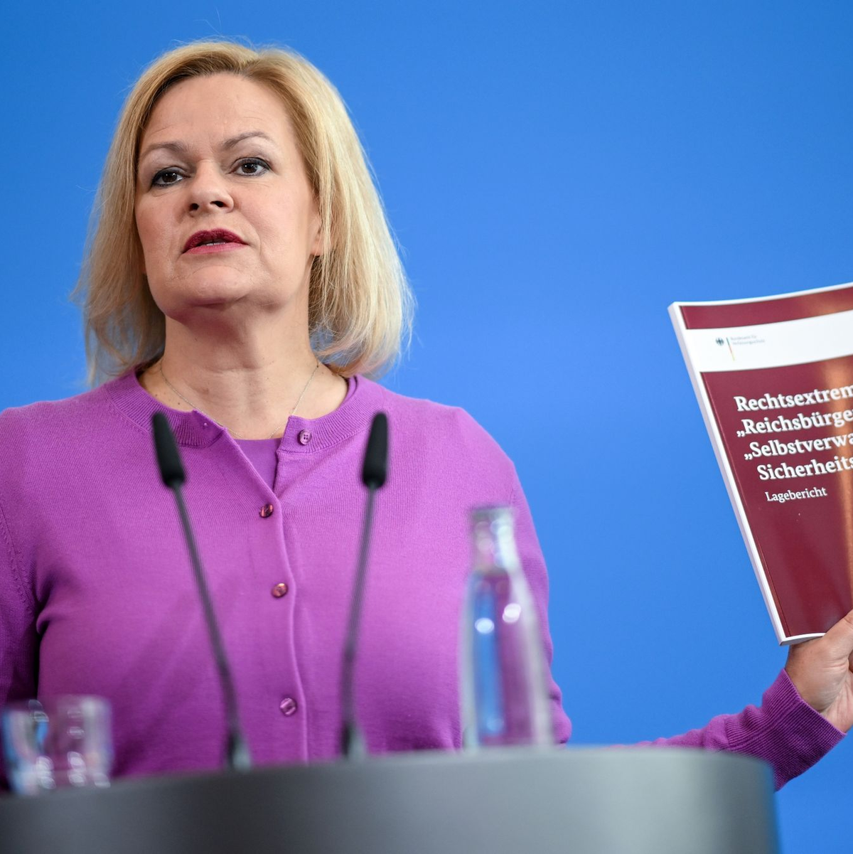 Warnt davor, alle Muslime in Deutschland für islamistischen Terrorismus in Haftung zu nehmen: Nancy Faeser. - Foto: Britta Pedersen/dpa