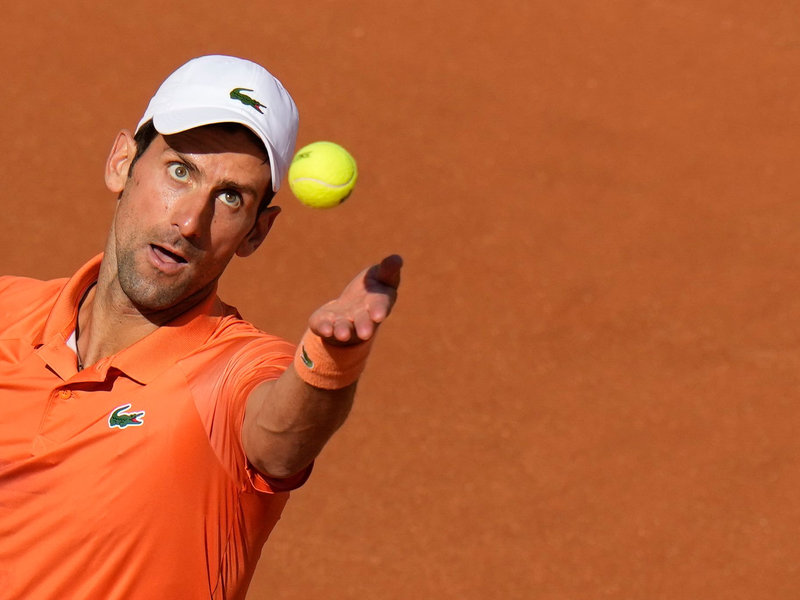 Novak Djokovic während seines Spiels gegen Corentin Moutet. - Foto: Alessandra Tarantino/AP/dpa