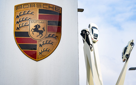 Beim einst erfolgsverwöhnten Sportwagenbauer läuft es gerade nicht rund. (Archivbild) - Foto: Bernd Weißbrod/dpa