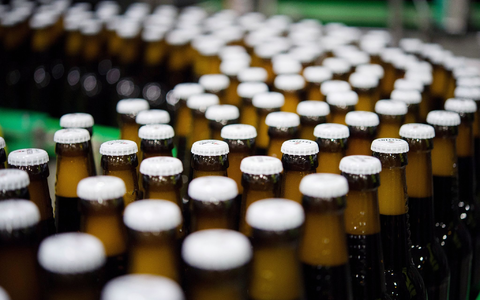 Veltins hat eine Bierpreiserhöhung für den Herbst angekündigt. (Archivbild) - Foto: Rainer Jensen/dpa Veltins hat eine Bierpreiserhöhung für den Herbst angekündigt. (Archivbild) - Foto: Rainer Jensen/dpa