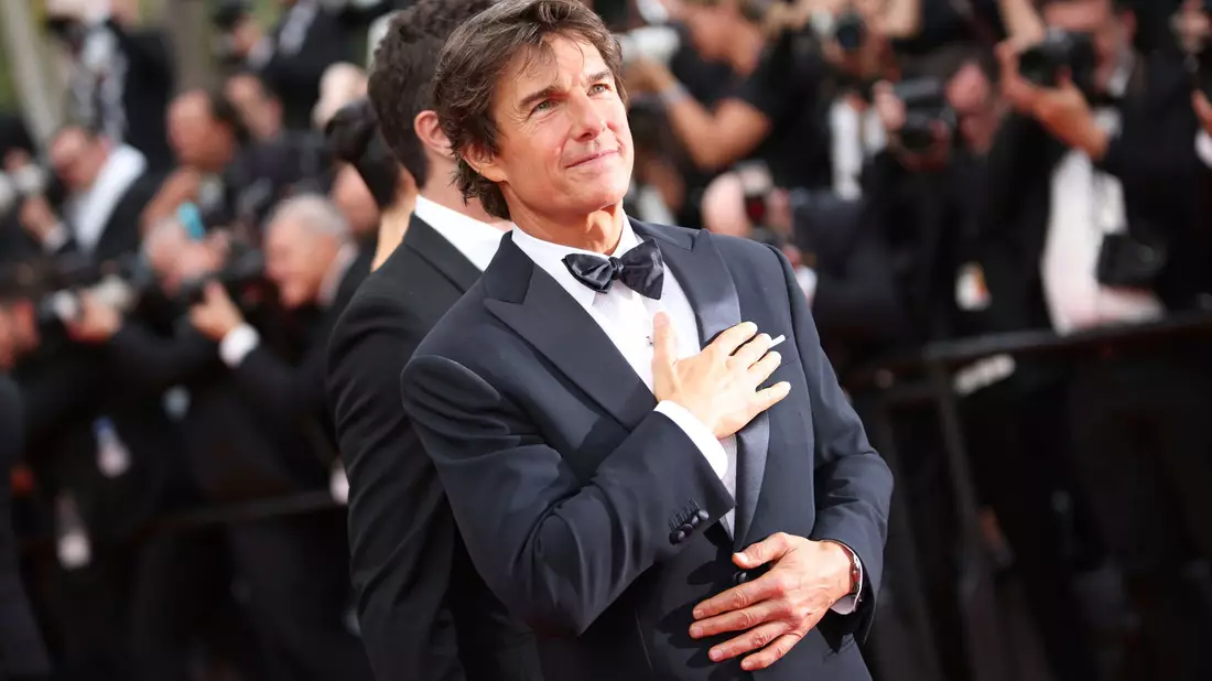 Tom Cruise dreht nicht nur leidenschaftlich Filme, er geht auch gerne selbst ins Kino. - Bild: Vianney Le Caer/Invision/AP/dpa
