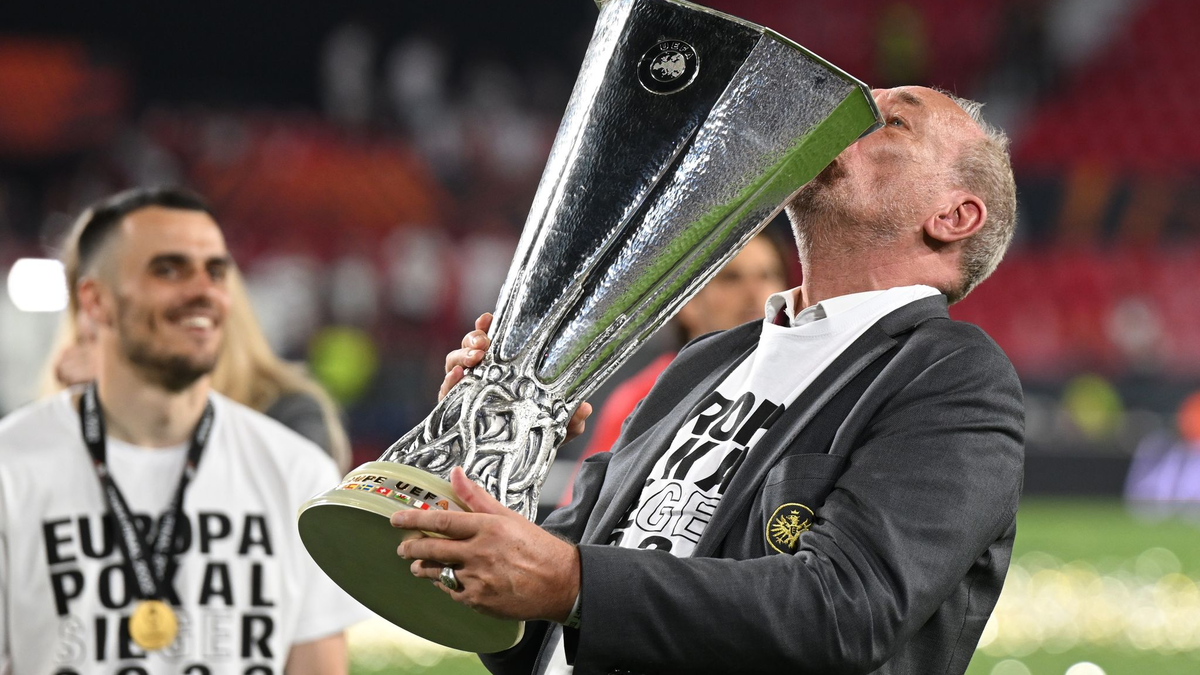 Am Montag endet Peter Fischers letzte Amtszeit als Präsident von Eintracht Frankfurt. - Foto: Arne Dedert/dpa