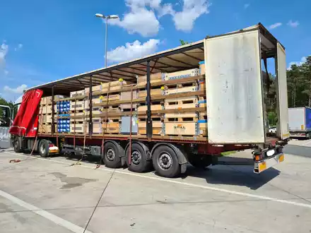 POL-HK: Soltau: Beschädigter Pkw gesucht; Bispingen: Zeugin nach Ladendiebstahl gesucht; Soltau: Lkw auf der A 7 quergestellt - mehrere Stunden Vollsperrung (Foto im Anhang) - Foto: presseportal.de