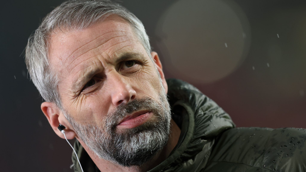 Marco Rose legt sich bei der Torhüterfrage klar fest: Wenn Gulacsi am kommenden Wochenende wieder fit ist, steht er im Kasten. - Foto: Tom Weller/dpa