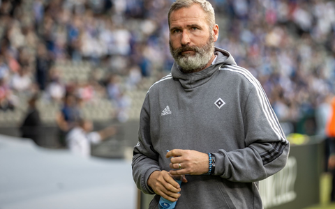 Genießt beim HSV weiter das Vertrauen seiner Vorgesetzten Trainer Tim Walter. - Foto: Andreas Gora/dpa