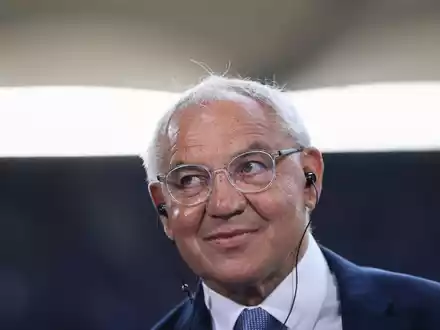 Dass sich die Münchner von Tuchel trennen, überrascht Felix Magath nicht. - Foto: Christian Charisius/dpa