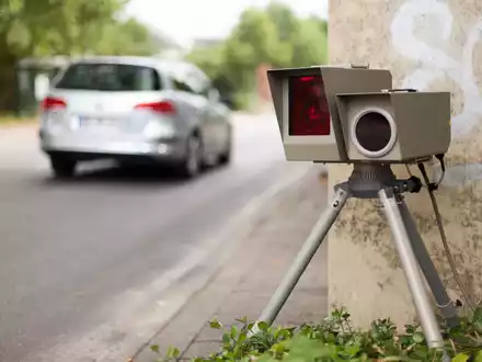 POL-ME: Mit 98 km/h über die Kaiserswerther Straße - Hohe Bußgeld für Temposünder - Ratingen - 2407062 - Foto: presseportal.de