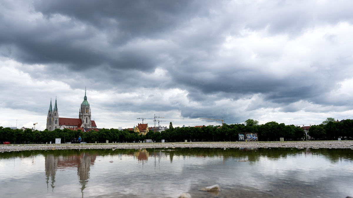 Zum Beginn des kalendarischen Frühlings legt das schöne Wetter erstmal eine Pause ein. - Foto: Sven Hoppe/dpa