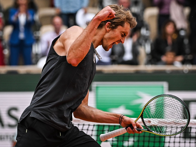 Alexander Zverev war nach der Niederlage im Finale der French Open gegen Carlos Alcaraz enttäuscht. - Foto: Matthieu Mirville/ZUMA Press Wire/dpa