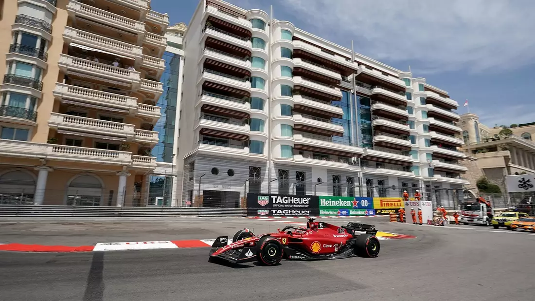 Max Verstappen fuhr in Barcelona auf die Pole Position. - Bild: Hasan Bratic/dpa