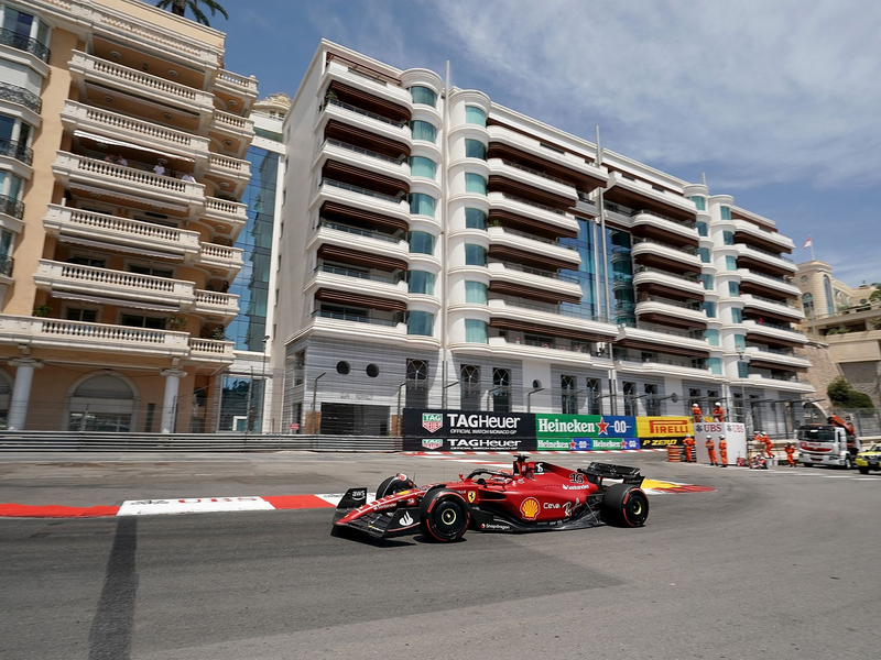 Max Verstappen fuhr in Barcelona auf die Pole Position. - Foto: Hasan Bratic/dpa