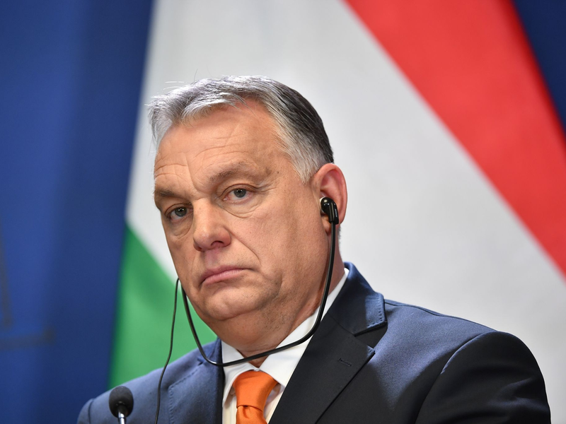 Die EU und ganz Europa wolle Krieg, moniert Orban - «außer Ungarn und dem Vatikan». - Foto: Marton Monus/dpa