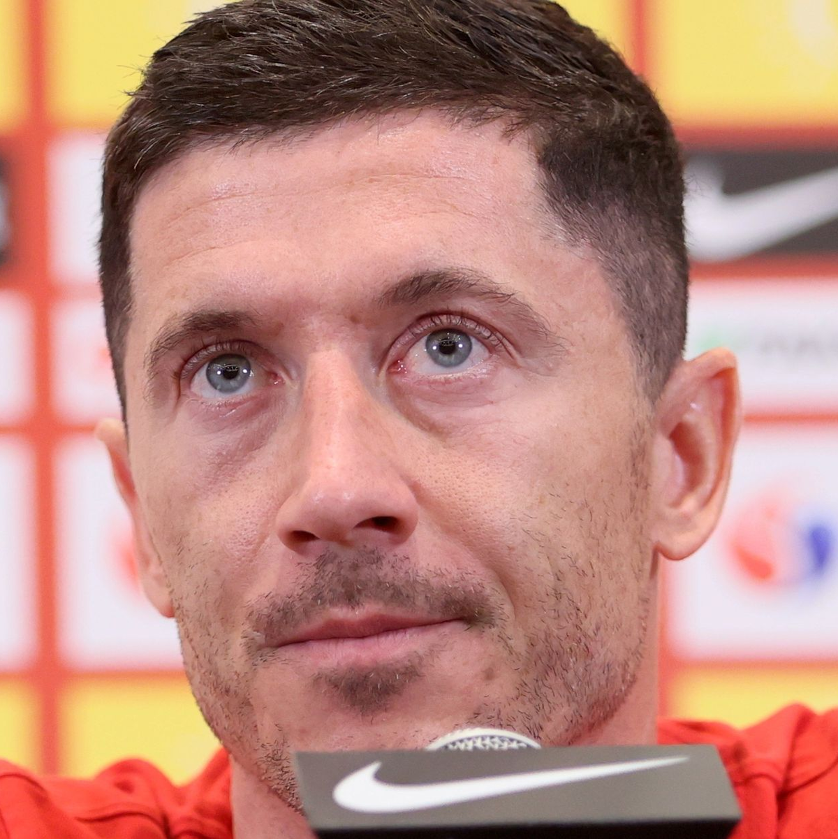 Nicht mehr für Polen? Robert Lewandowski überrascht. - Foto: Leszek Szymanski/PAP/dpa