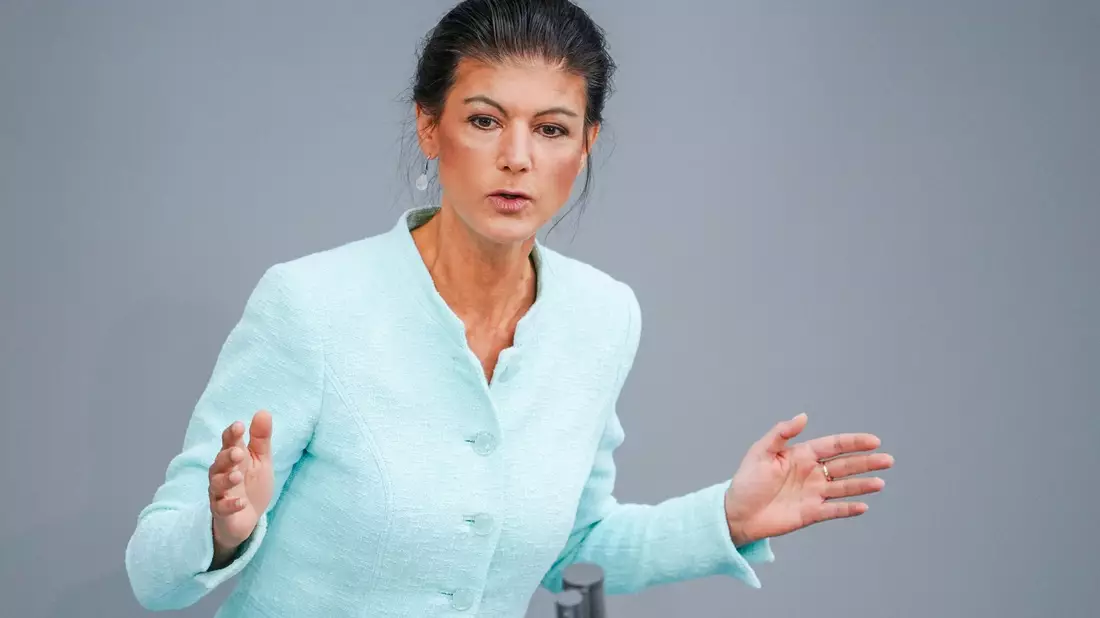 Deutschland habe eines der schlechtesten Rentensysteme in Europa, so Sahra Wagenknecht. - Bild: Kay Nietfeld/dpa