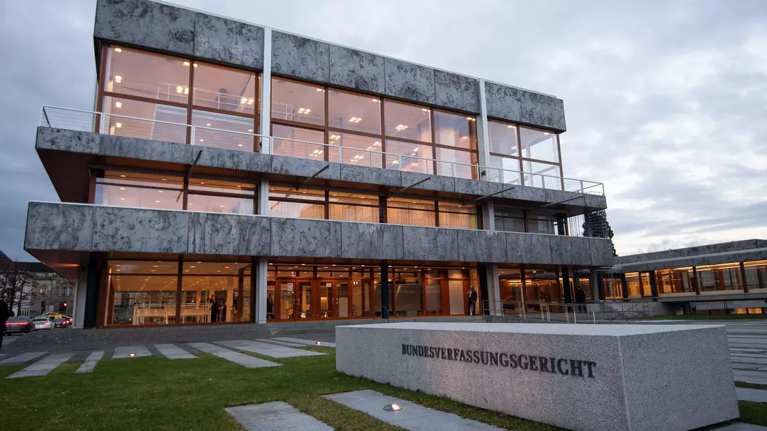 Mehrere Länder haben sich für eine Stärkung der unabhängigen Stellung des Bundesverfassungsgerichts durch eine Grundgesetzänderung ausgesprochen. - Bild: Sebastian Gollnow/dpa