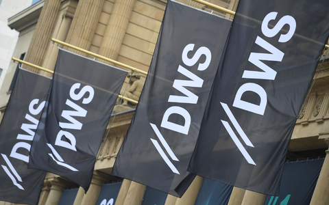 Justiz verhängt Millionenbuße gegen DWS. (Archivbild) - Foto: Arne Dedert/dpa Justiz verhängt Millionenbuße gegen DWS. (Archivbild) - Foto: Arne Dedert/dpa