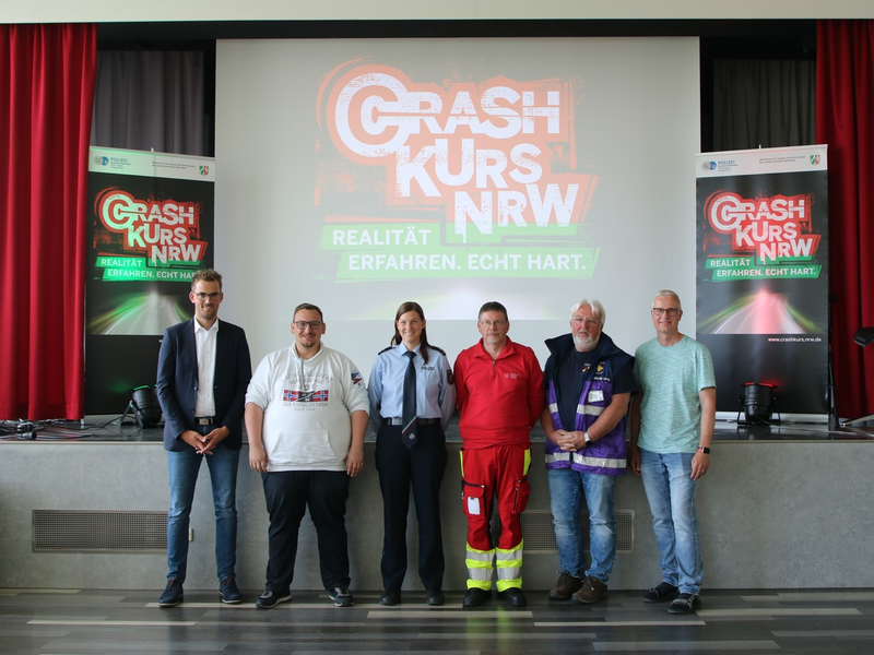 POL-DA: Darmstadt: Crashkurs Hessen - Realität Erfahren. Echt hart. / Verkehrsunfallprävention an Darmstädter Schule - Foto: presseportal.de