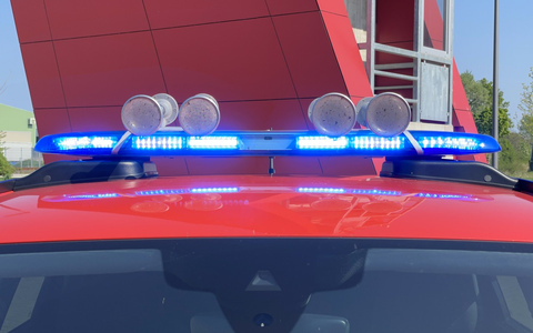 FW Alpen: Person in Aufzug - Foto: presseportal.de