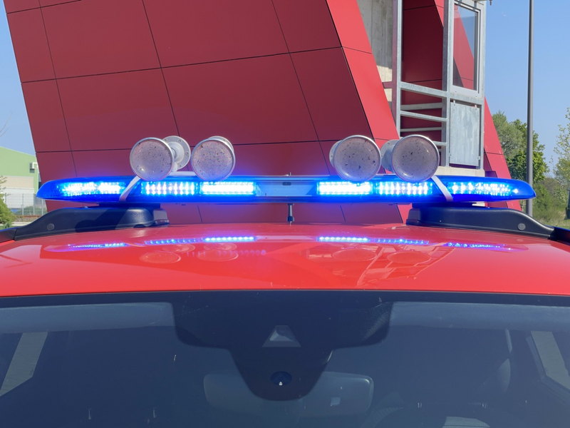 FW Alpen: Person in Aufzug - Foto: presseportal.de